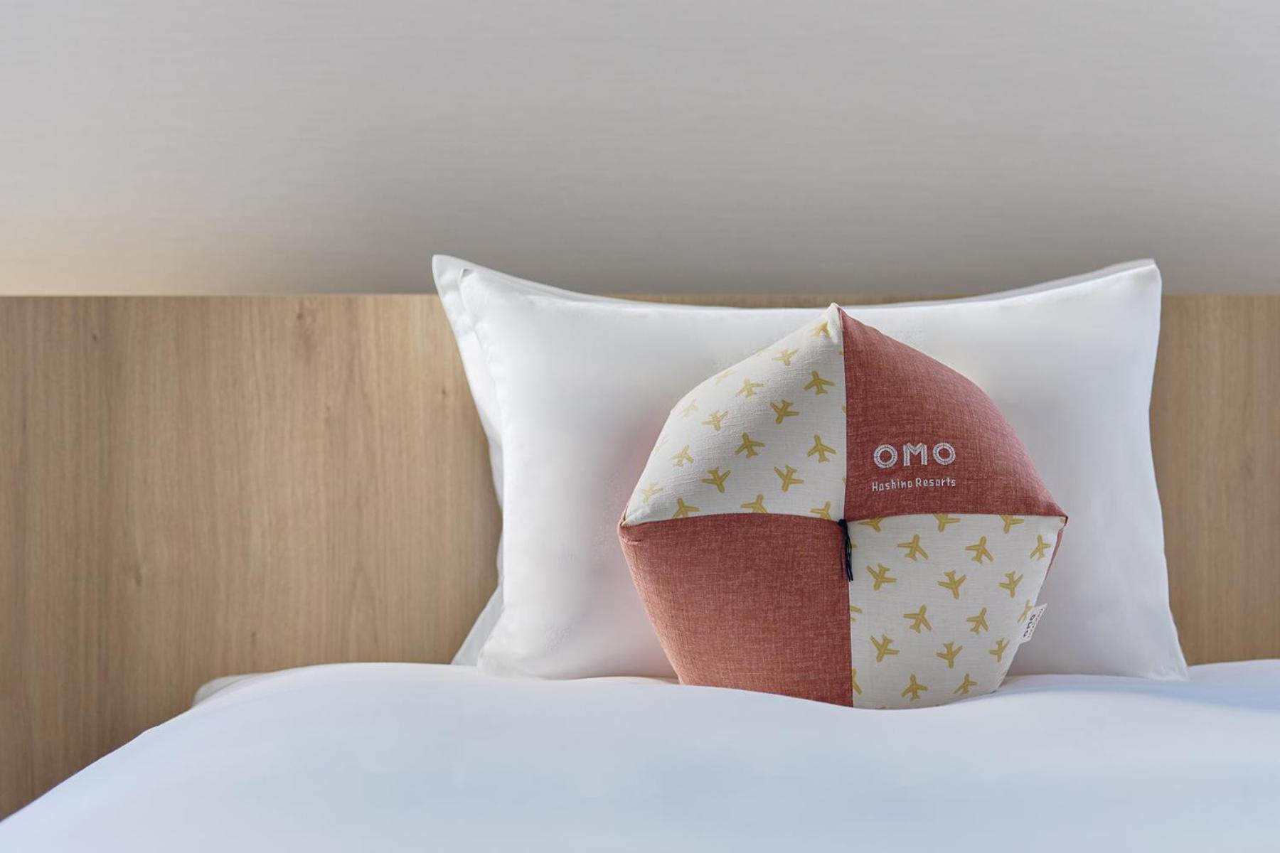 Omo Kansai Airport By Hoshino Resorts 泉佐野 外观 照片 OYO branded pillow